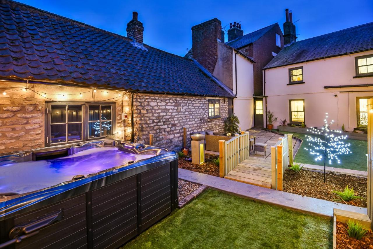 Pickering Rooftop Terrace Exterior photo